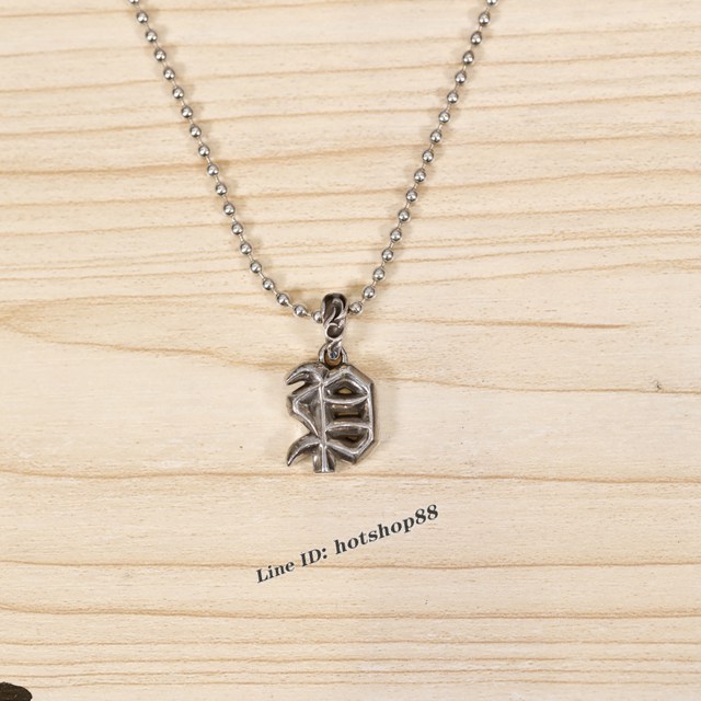 Chrome Hearts專櫃皮具包包純銀字母項鏈 克羅心925純銀字母Q吊墜 gj1076